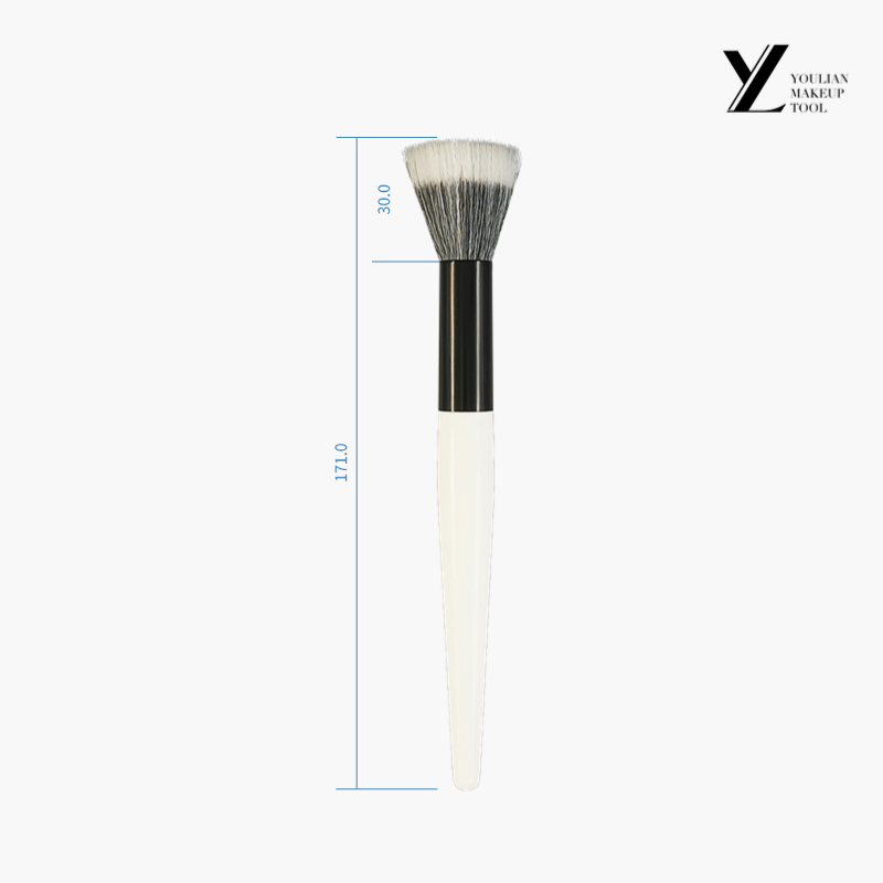 Angled nose shade brush