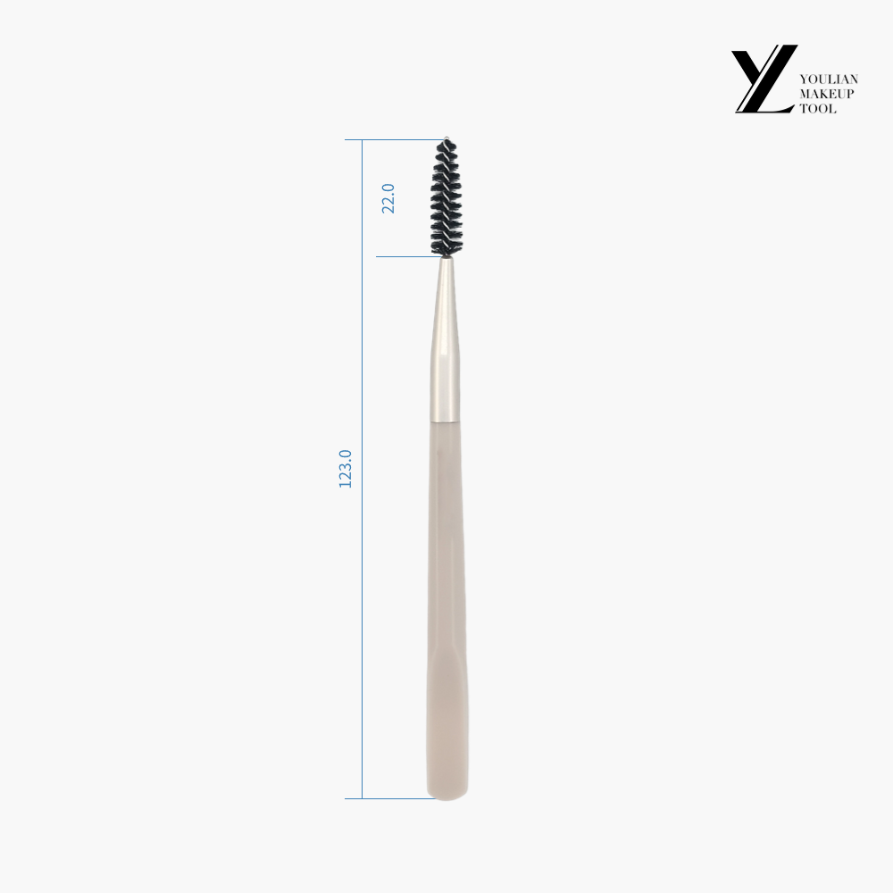 Pink fine tailed mascara brush