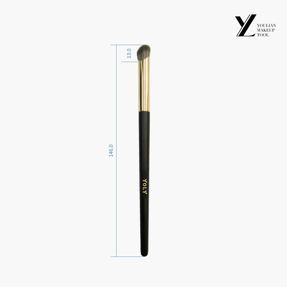 Slant cut tube slope concealer brush